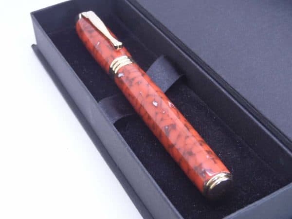 Traditional Fountain Pen With Gift Box