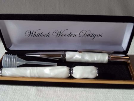 Designer Pearl White Ball Pen Gift Set