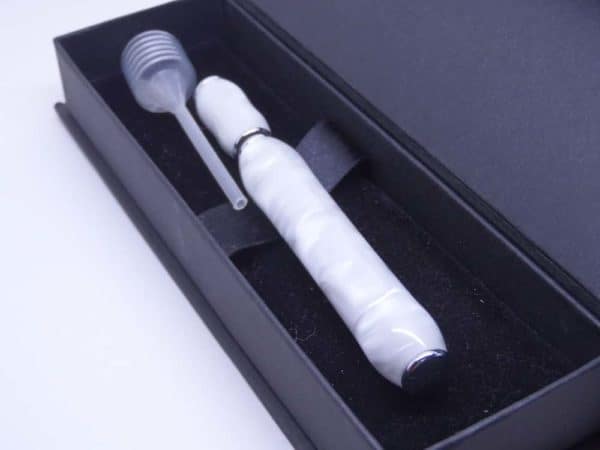 Pearl white perfume pen with gift box