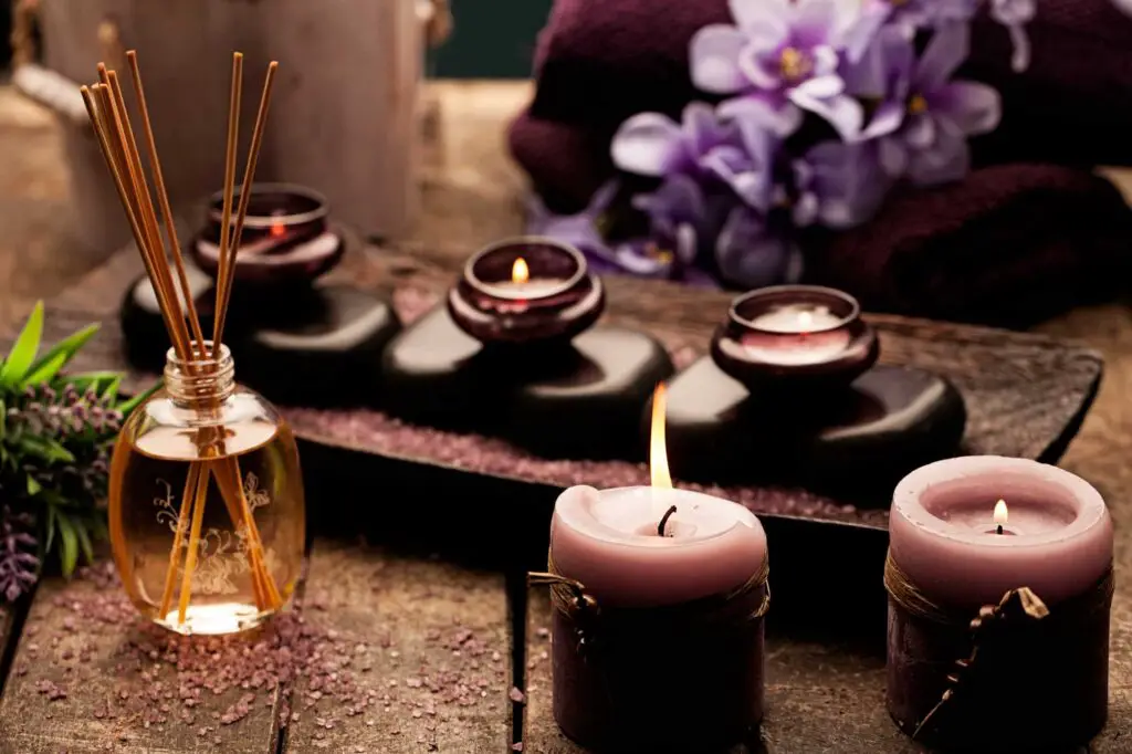 Custom aromatherapy candle