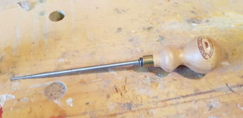 Crown scratch awl tool